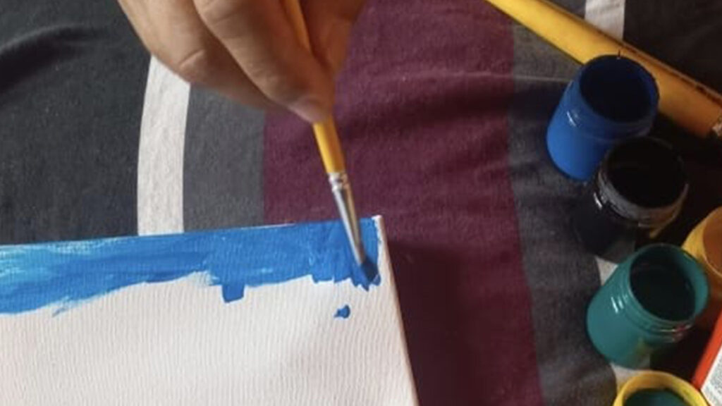As cores do respeito: a arte como grito e acalanto no junho violeta